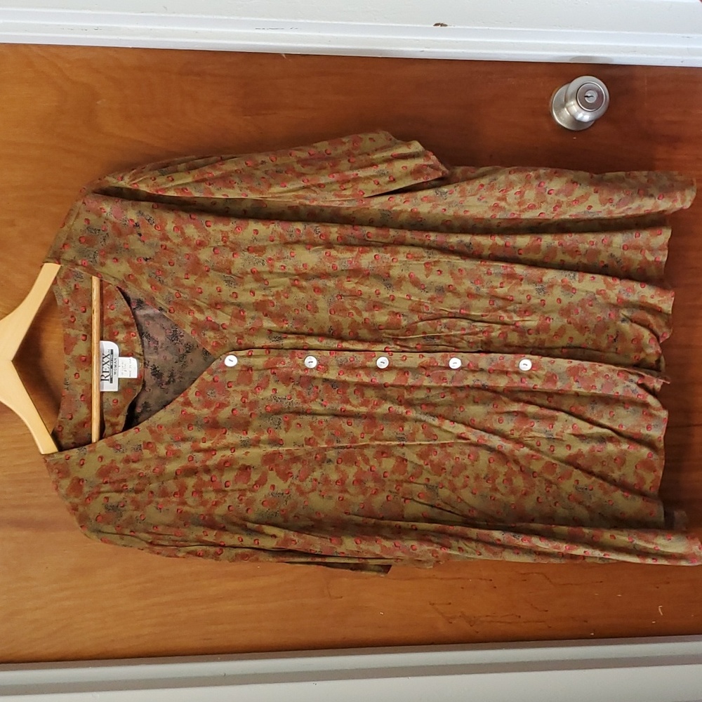 Vintage Apple Top